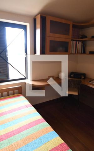 Casa de condomínio à venda com 400m², 5 quartos e 4 vagasQuarto 2