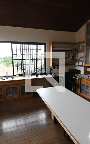 Casa de condomínio à venda com 400m², 5 quartos e 4 vagasSala/Escritório
