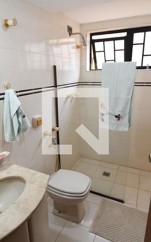 Casa de condomínio à venda com 400m², 5 quartos e 4 vagasBanheiro 4