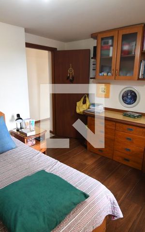 Casa de condomínio à venda com 400m², 5 quartos e 4 vagasQuarto 1