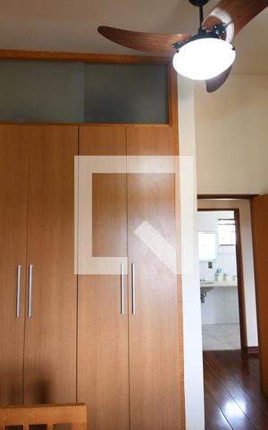 Casa de condomínio à venda com 400m², 5 quartos e 4 vagasQuarto 3