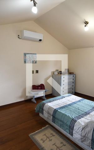 Casa de condomínio à venda com 400m², 5 quartos e 4 vagasQuarto 4 - Suíte