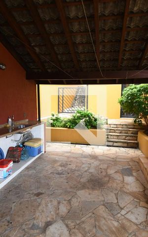 Casa de condomínio à venda com 400m², 5 quartos e 4 vagasChurrasqueira