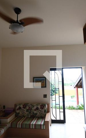 Casa de condomínio à venda com 400m², 5 quartos e 4 vagasSala TV