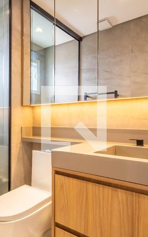 Apartamento à venda com 136m², 3 quartos e 2 vagas Apartamento à venda com 136m², 3 quartos e 2 vagasBanheiro da Suíte 2