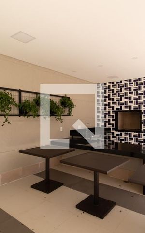 Apartamento à venda com 136m², 3 quartos e 2 vagas Apartamento à venda com 136m², 3 quartos e 2 vagasÁrea comum - Churrasqueira