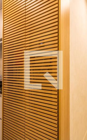 Apartamento à venda com 136m², 3 quartos e 2 vagas Apartamento à venda com 136m², 3 quartos e 2 vagasÁrea de Serviço e Entrada