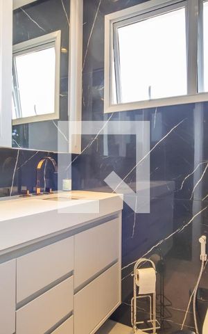 Apartamento à venda com 136m², 3 quartos e 2 vagas Apartamento à venda com 136m², 3 quartos e 2 vagasBanheiro da Suíte 1