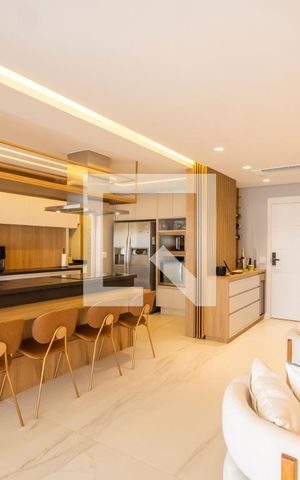 Apartamento à venda com 136m², 3 quartos e 2 vagas Apartamento à venda com 136m², 3 quartos e 2 vagasSala