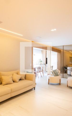 Apartamento à venda com 136m², 3 quartos e 2 vagas Apartamento à venda com 136m², 3 quartos e 2 vagasSala