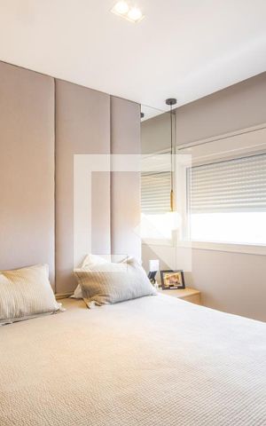 Apartamento à venda com 136m², 3 quartos e 2 vagas Apartamento à venda com 136m², 3 quartos e 2 vagasSuíte 1