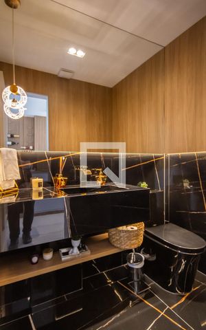Apartamento à venda com 136m², 3 quartos e 2 vagas Apartamento à venda com 136m², 3 quartos e 2 vagasLavabo