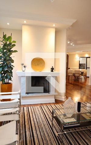Apartamento à venda com 288m², 4 quartos e 4 vagasSala