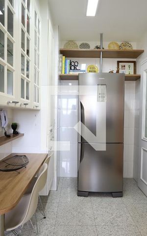 Apartamento à venda com 288m², 4 quartos e 4 vagasCozinha