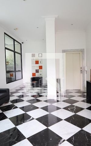 Apartamento à venda com 288m², 4 quartos e 4 vagasHall social