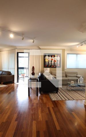 Apartamento à venda com 288m², 4 quartos e 4 vagasSala
