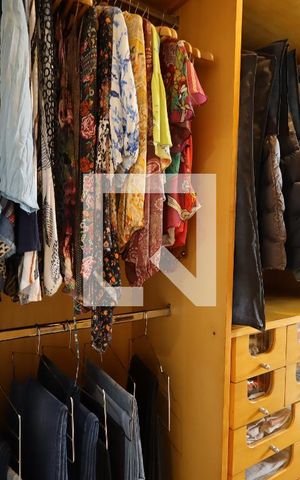 Apartamento à venda com 288m², 4 quartos e 4 vagasCloset da Suíte 4