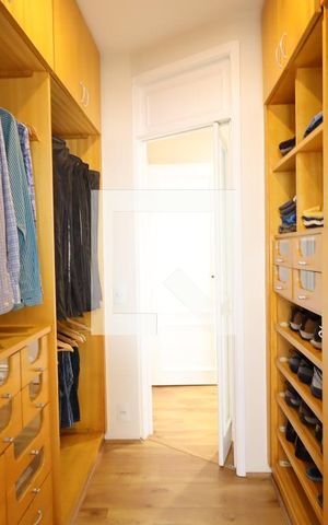 Apartamento à venda com 288m², 4 quartos e 4 vagasCloset da Suíte 4