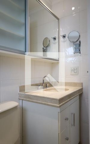 Apartamento à venda com 288m², 4 quartos e 4 vagasBanheiro da Suíte 1