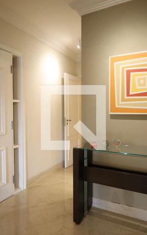 Apartamento à venda com 288m², 4 quartos e 4 vagasHall de entrada