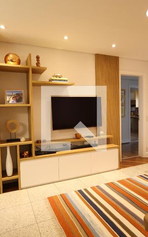 Apartamento à venda com 288m², 4 quartos e 4 vagasSala de TV
