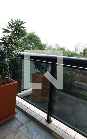 Apartamento à venda com 288m², 4 quartos e 4 vagasVaranda da Suíte 4