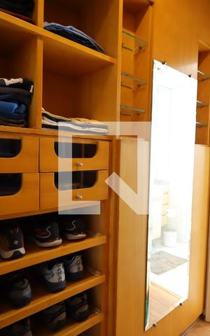 Apartamento à venda com 288m², 4 quartos e 4 vagasCloset da Suíte 4