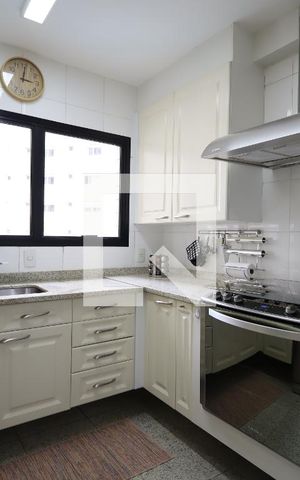 Apartamento à venda com 288m², 4 quartos e 4 vagasCozinha