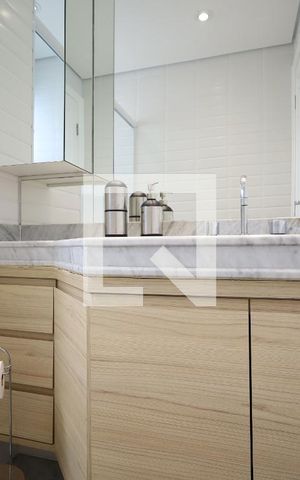 Apartamento à venda com 288m², 4 quartos e 4 vagasBanheiro da Suíte 4