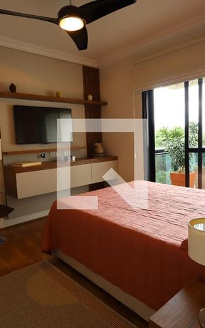 Apartamento à venda com 288m², 4 quartos e 4 vagasSuíte 4
