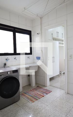 Apartamento à venda com 288m², 4 quartos e 4 vagasÁrea de Serviço