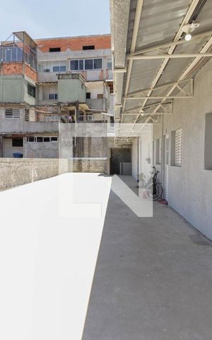 Casa de condomínio para alugar com 65m², 2 quartos e sem vaga Casa de condomínio para alugar com 65m², 2 quartos e sem vagaÁrea Comum