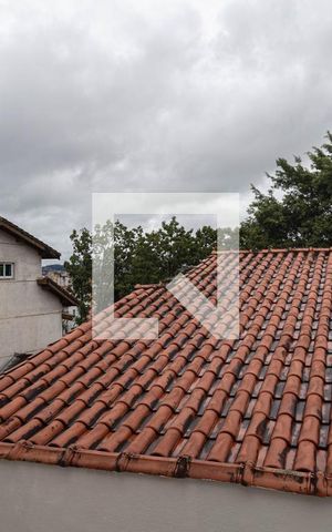 Casa à venda com 220m², 4 quartos e 4 vagas Casa à venda com 220m², 4 quartos e 4 vagasQuarto 3