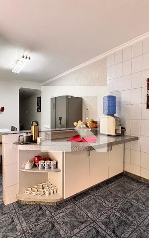 Casa à venda com 175m², 3 quartos e 2 vagasCozinha 