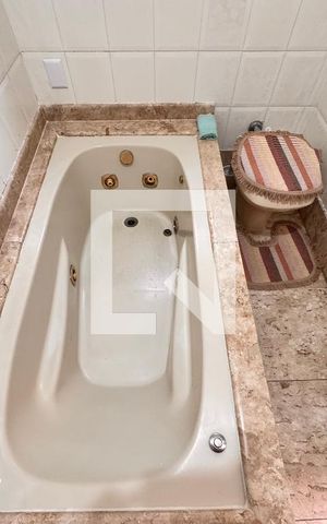 Casa à venda com 175m², 3 quartos e 2 vagasBanheiro da Suíte