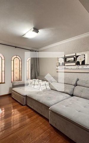 Casa à venda com 175m², 3 quartos e 2 vagasSala