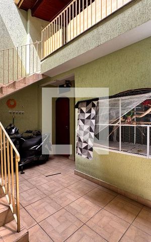Casa à venda com 175m², 3 quartos e 2 vagasÁrea de Serviço