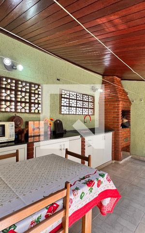 Casa à venda com 175m², 3 quartos e 2 vagasÁrea gourmet 