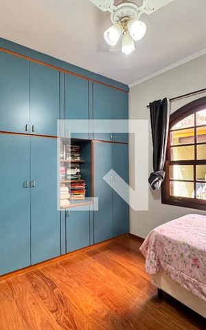 Casa à venda com 175m², 3 quartos e 2 vagasQuarto 2