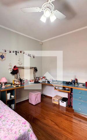 Casa à venda com 175m², 3 quartos e 2 vagasQuarto 2