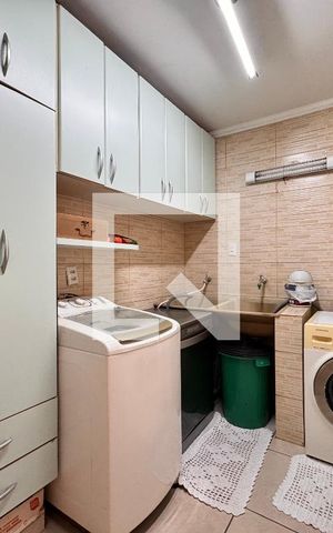Casa à venda com 175m², 3 quartos e 2 vagasLavanderia