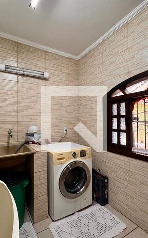 Casa à venda com 175m², 3 quartos e 2 vagasLavanderia