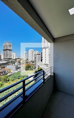 Studio para alugar com 30m², 0 quarto e sem vaga Studio para alugar com 30m², 0 quarto e sem vagaSacada