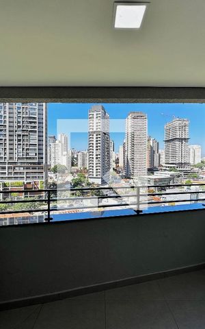 Studio para alugar com 30m², 0 quarto e sem vaga Studio para alugar com 30m², 0 quarto e sem vagaSacada Studio