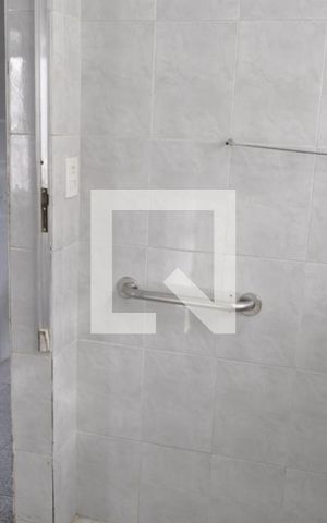 Casa para alugar com 93m², 2 quartos e 3 vagasBanheiro