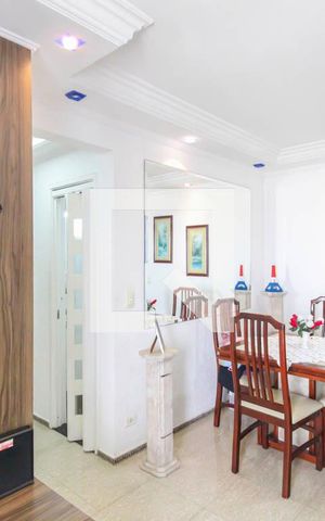 Apartamento à venda com 78m², 3 quartos e 2 vagas Apartamento à venda com 78m², 3 quartos e 2 vagasSala