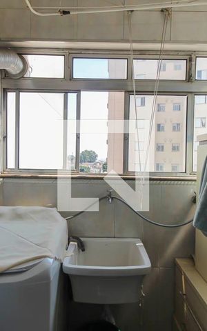 Apartamento à venda com 78m², 3 quartos e 2 vagas Apartamento à venda com 78m², 3 quartos e 2 vagasÁrea de Serviço