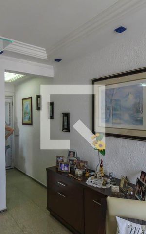 Apartamento à venda com 78m², 3 quartos e 2 vagas Apartamento à venda com 78m², 3 quartos e 2 vagasSala