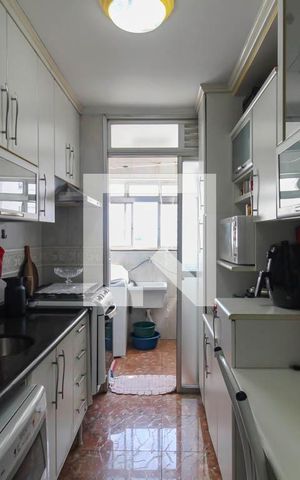 Apartamento à venda com 78m², 3 quartos e 2 vagas Apartamento à venda com 78m², 3 quartos e 2 vagasCozinha
