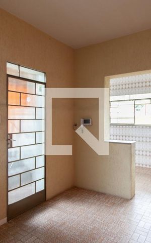 Casa à venda com 350m², 3 quartos e 2 vagas Casa à venda com 350m², 3 quartos e 2 vagasSala de Jantar